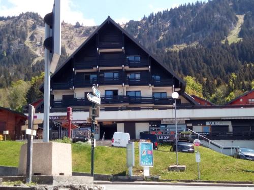 Thollon-les-Memises Apartment | SUPERBE APPARTEMENT T2 3 ETOILES 40m2 PIED DES PISTES VUE SUR LE LAC