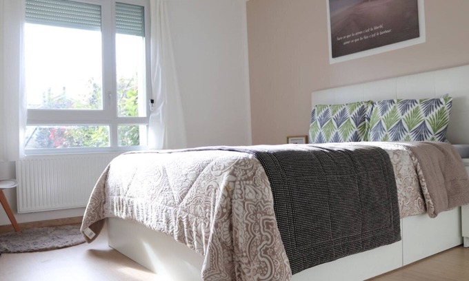 Gaillard Apartment | Superbe Appartement vue sur le Salève et Jardin