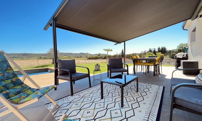 Serviers-et-Labaume Villa | Superbe Villa Neuve Avec vue Imprenable et Piscine