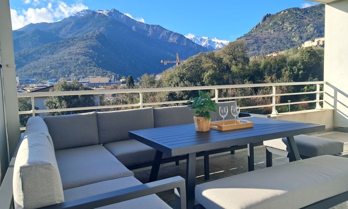 Corte Apartment | Superbly 6 person apartment with covered terrace, mountain and citadel view