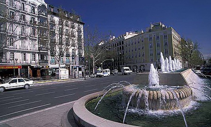 Trafalgar Apartment | Superbly Located Apartment Bilbao Metro Station