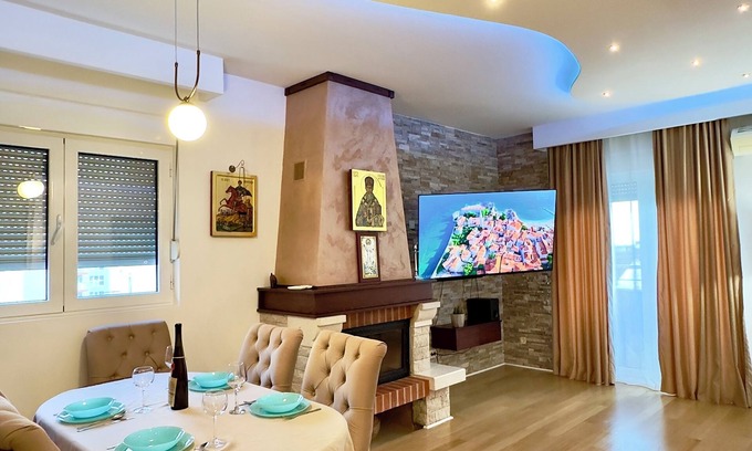 Maini Apartment | Superior 3bd Apartment in heart of Budva 120m2 🐳🏝️