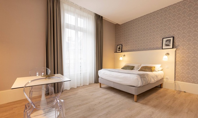 Limoges Apartment | Superior air-conditioned studio - Maison Blanche