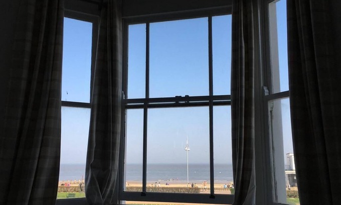 Lowestoft Apartment | Superior Apartment with Sea View - Moray Seaview at Moray Beachside Apartments