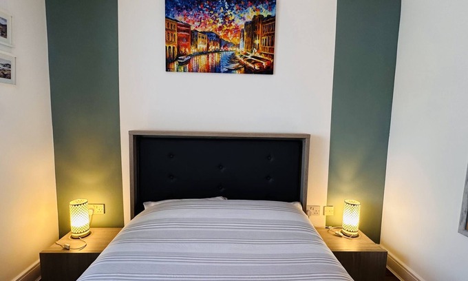 Derby Apartment | Superior Apartment with Balcony