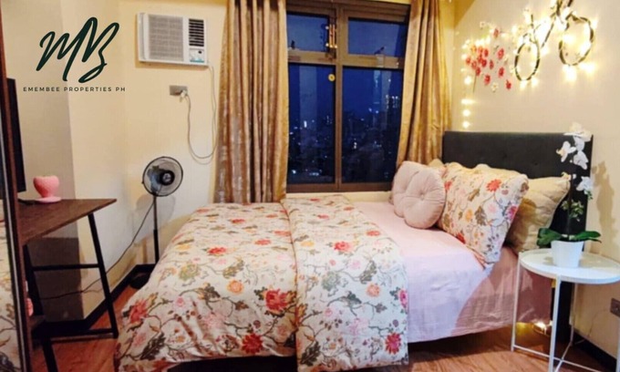 Ermita Condo | Superior Chic Room @The Radiance Manila Bay