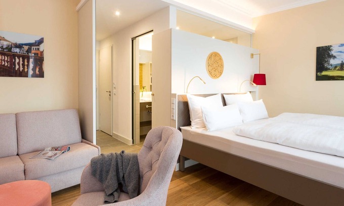 Amorbach House | Superior Double Room - Emich's Hotel