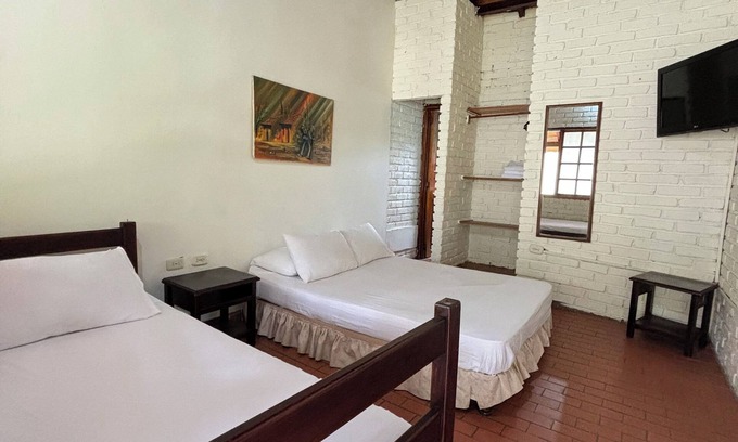 San Gil Hotel | Superior Triple con Balcon