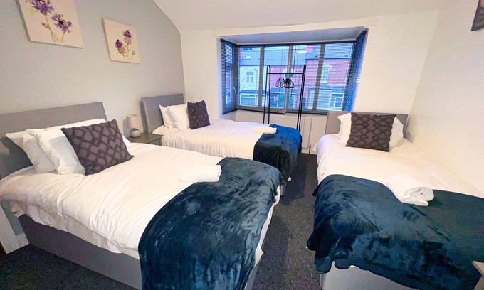 Erdington House | Supersized 5bed house/Birmingham/Monthly discounts