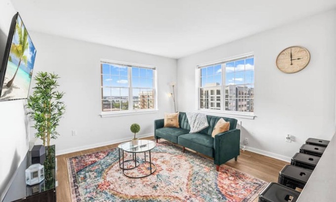 Hackensack River Waterfront Apartment | Supreme 2 Bed/2 Bath Condo in Prime Jersey City