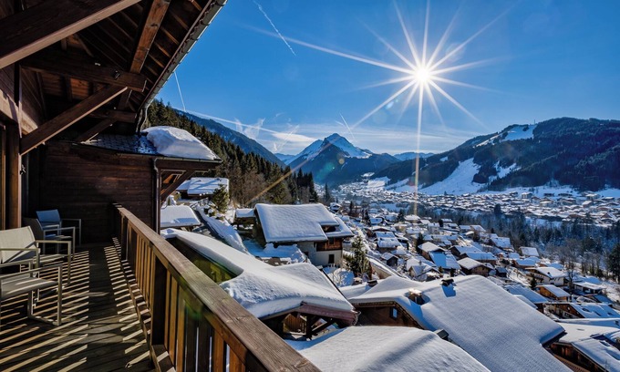 Montriond Ski Chalet | Supreme Alpine Chalet sleeping 12-15 with indoor pool, sauna, hammam, solarium, hot tub, and gym