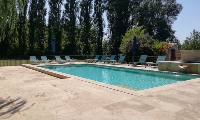 Villelaure House | Sur 7HA Cottage Confort+ full clim Piscine chauffée Spa Boulodromensport Fitness