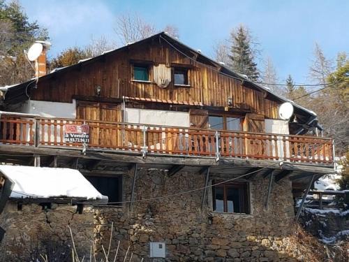 Roubion Ski Chalet | Sur Un Petit Nuage