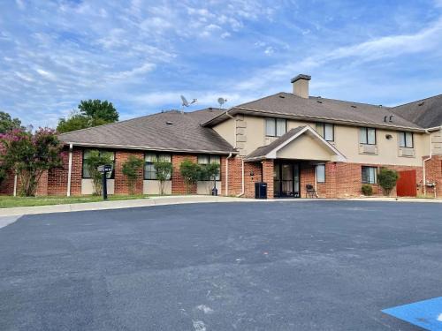 Prince Frederick Hotel | SureStay by Best Western Prince Frederick