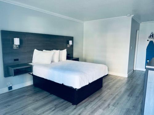 Downtown Hotel | SureStay by Best Western Fresno Central