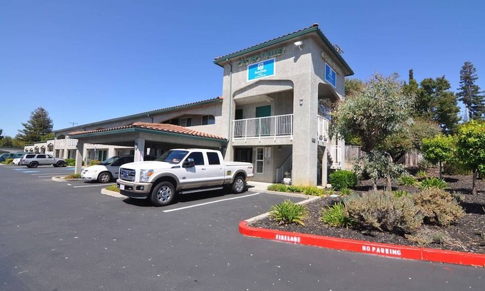 Castro Valley Hotel | SureStay Hotel by Best Western Castro Valley