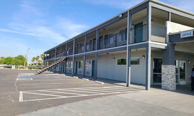Chowchilla Hotel | SureStay Hotel by Best Western Chowchilla Yosemite