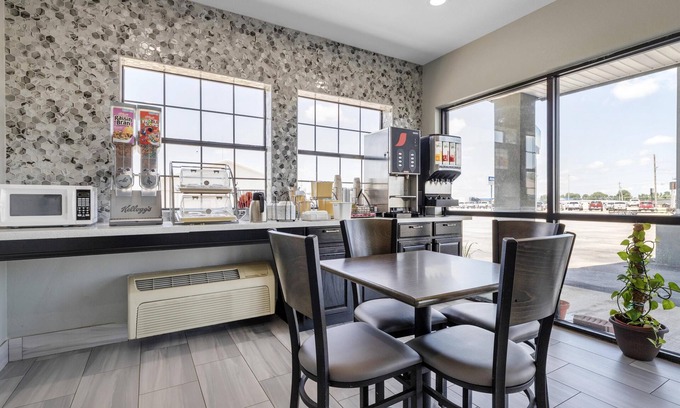 McAlester Hotel | SureStay Hotel by Best Western McAlester