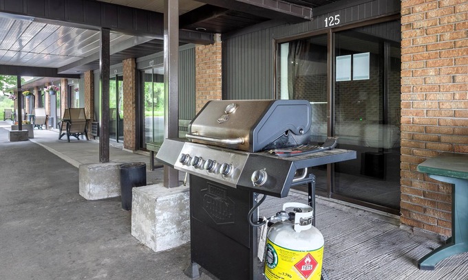 Kemptville Hotel | SureStay Hotel by Best Western Kemptville