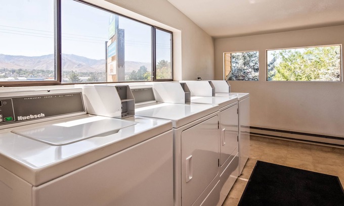 East Wenatchee Hotel | SureStay Hotel by Best Western Wenatchee