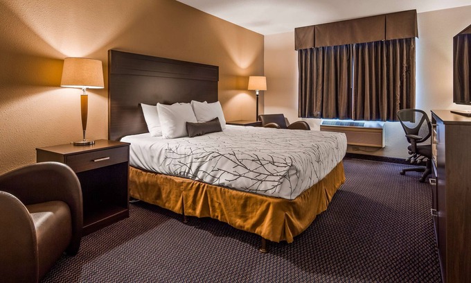 Post Falls Hotel | SureStay Plus Hotel by Best Western Post Falls