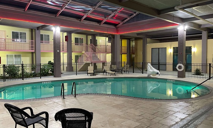 Odessa Hotel | SureStay Plus Hotel by Best Western Odessa