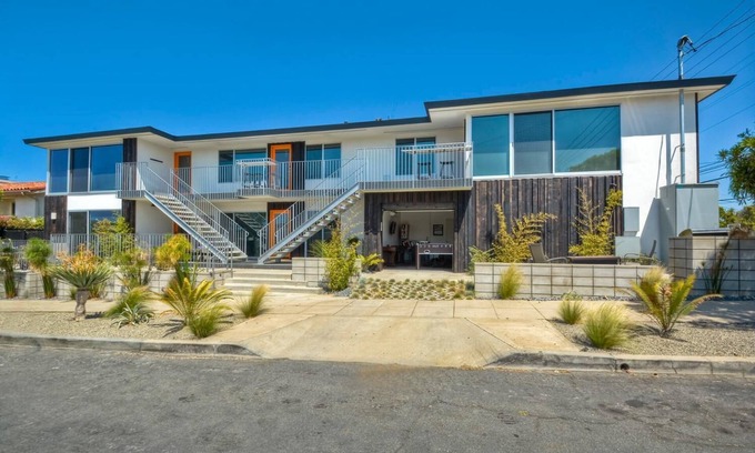 Carlsbad Apartment | Surf (2 bedroom/2 bath)
