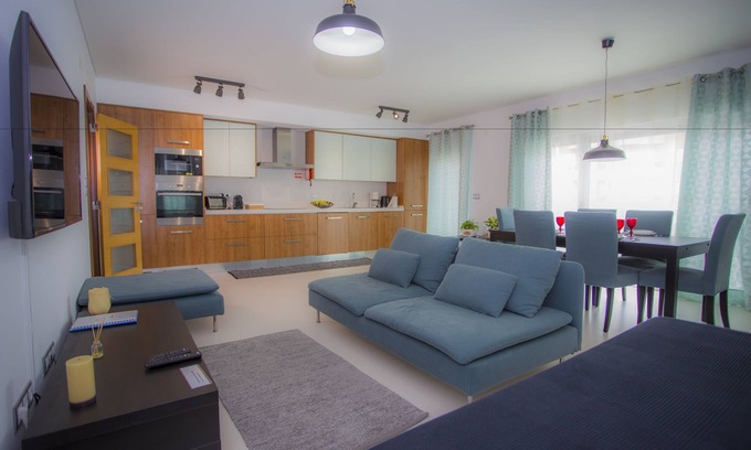 Peniche Apartment | Surf And Stones