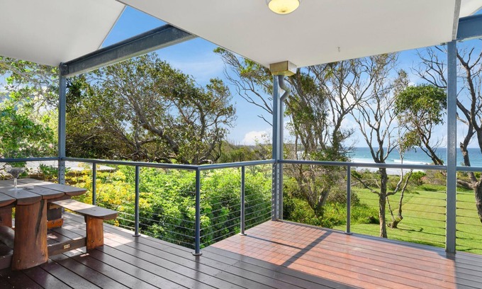 Arrawarra Headland House | Surf Break - Arrawarra Headland location