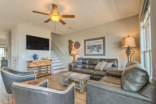 Surf City House | Surf City Escape with 6 Decks Steps To Beach