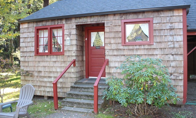 Ocean Park Cottage | Surf Cottage- 2 bed cottage