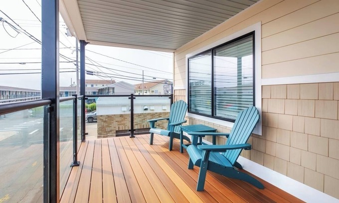 Hampton Hotel | Surf House