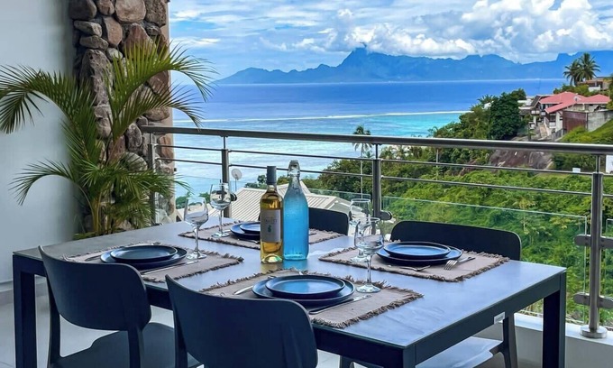 Punaauia Condo | Surf Oasis - View, A/C and wifi