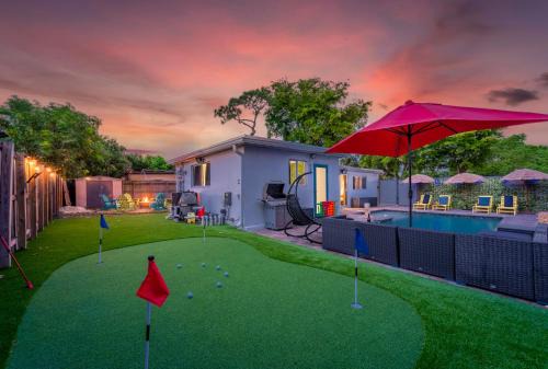 Pompano Beach House | Surfari Pompano! Heated Pool Home 9 Mins To Beach