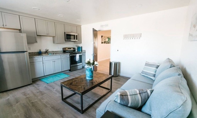 Crescent City Condo | Surfside 62 - Steps to the Ocean