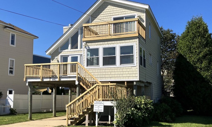 Dam Neck House | Surfside Beach Cottage- steps from Virginia Beach Boardwalk!