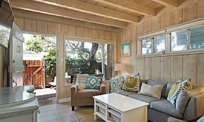 Del Mar House | Surfside Cottage - 200 ft from the Sand