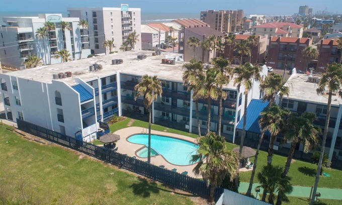 Congress Avenue Historic District Condo | Surfside II 109