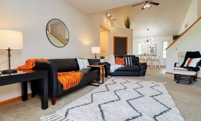 Lincoln House | Surfside Retreat by Capitol Beach Lake with Pool!