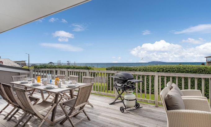 Whiritoa House | Surfside Sanctuary - Whiritoa Holiday Home