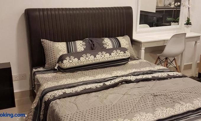Bukit Jelutong Apartment | Suria Jelutong