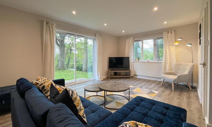 Ewhurst House | Surrey Hills Lodge