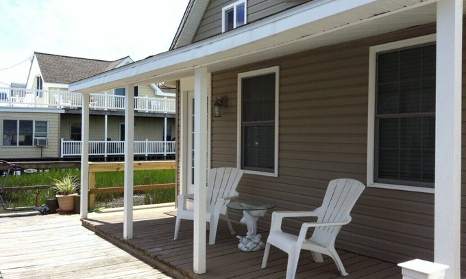 Shawcrest House | Surrounded by Beaches, Boardwalk, Amusements, Water Sports, Fishing restaurants