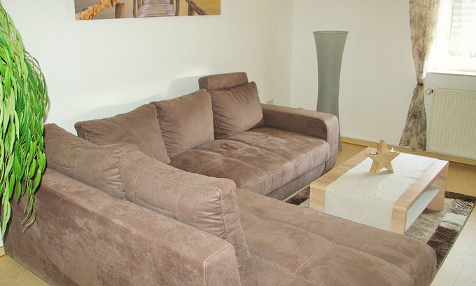 Griebelschied Apartment | Surrounded by castles, palaces and gemstones lies the fewogriebelschied