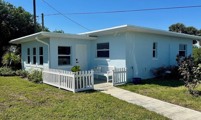 Fort Pierce Cottage | Susannah River Cottage