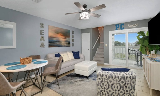 El Centro Beach Condo | Susie Q's Beach Retreat - Quiet complex- 2 BR 2 Bath