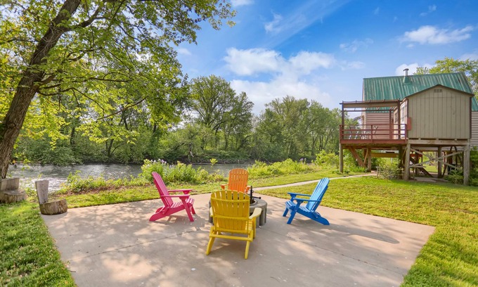 Loyalton House | Susquehanna Hilton Cabin