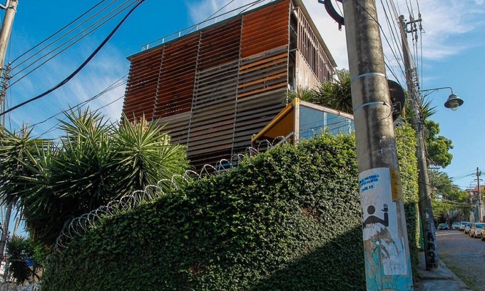 Santa Teresa House | Sustainable cube house