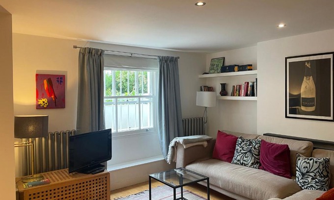 Notting Hill Apartment | Sutherland Place