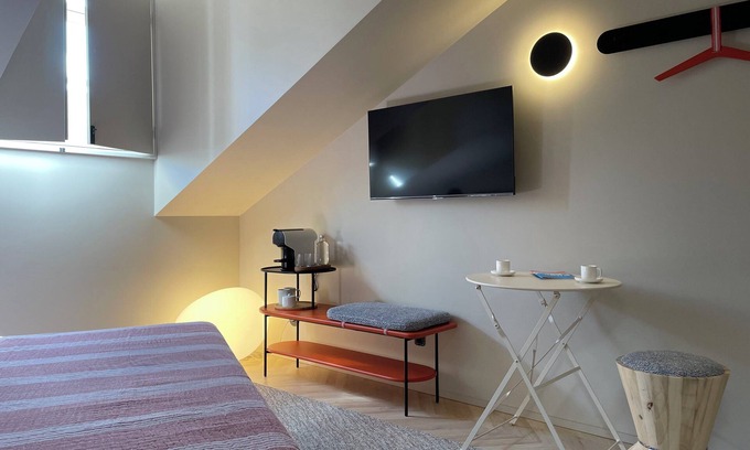 Old Town Hotel | SUTRooms - Sky Room by Quantique